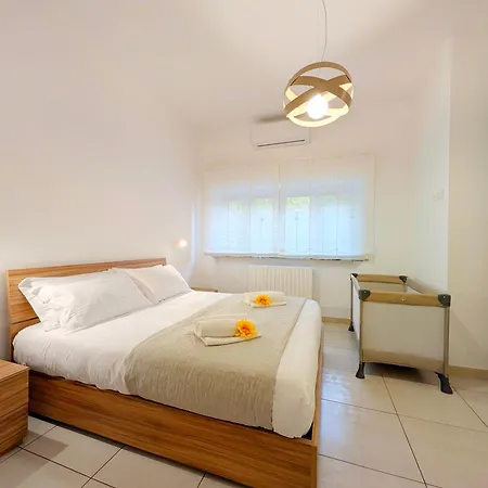 Giardino Al Mare 2 Min Dal Mare Giardino Wifi Ac Apartmán Porto San Giorgio